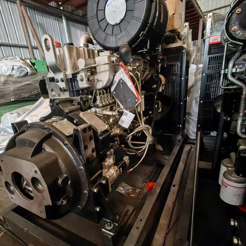 Yuchai Yc6mk220z-T20 Turbocharged Diesel Engine 162kw 2200rpm for Marine & Generator Set
